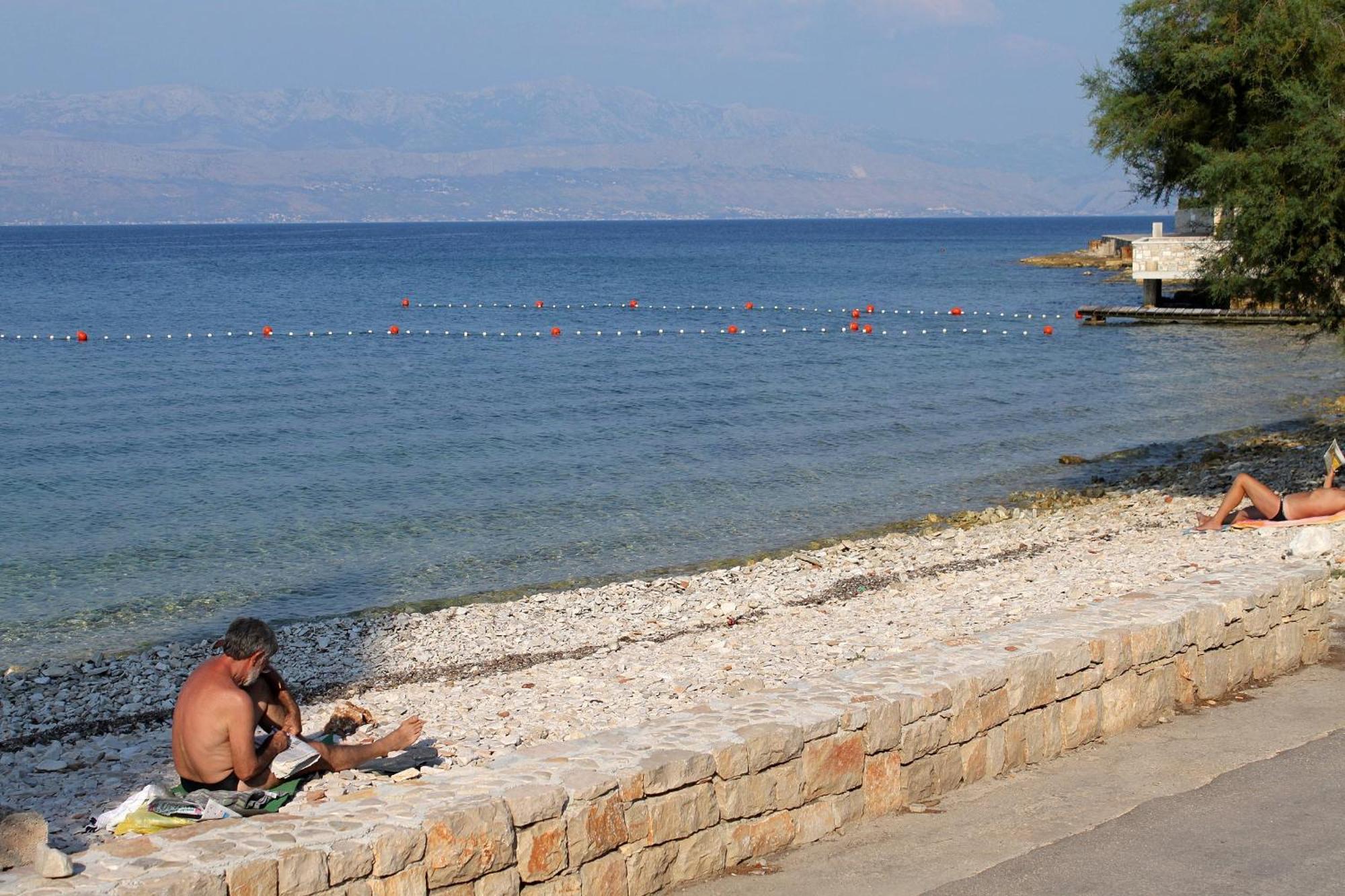 Apartments And Rooms By The Sea Sutivan, Brac - 2943 Exterior photo